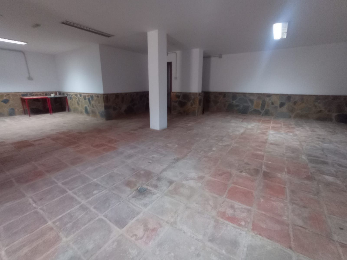 1b54294bb40b13fdfddb6c0c984fbf6c - 44