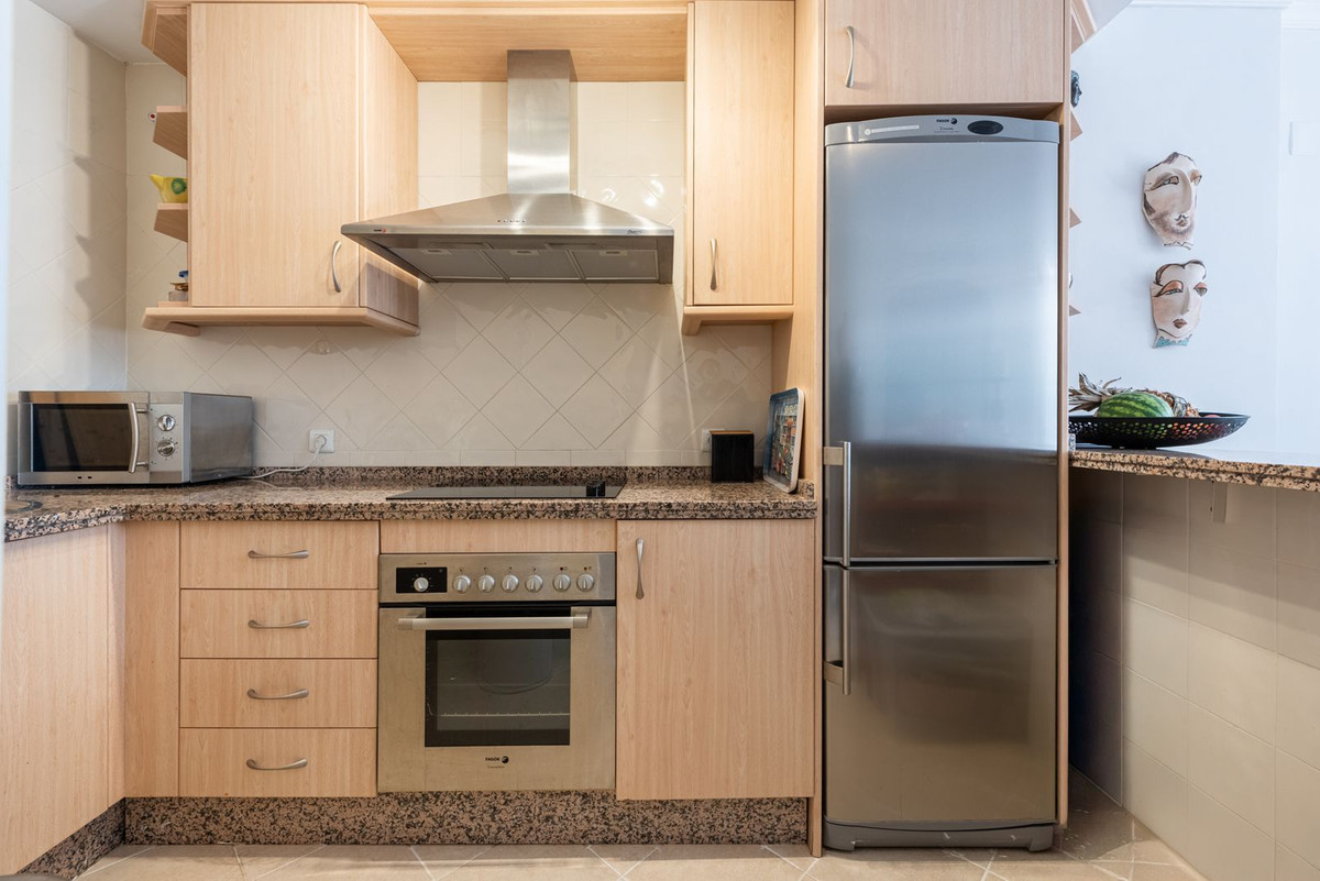 1b7c24224e0527ddd2b6fe73c6993b36 - 10