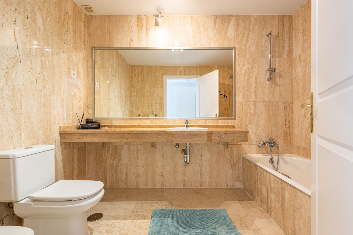 1b7c24224e0527ddd2b6fe73c6993b36 - 14