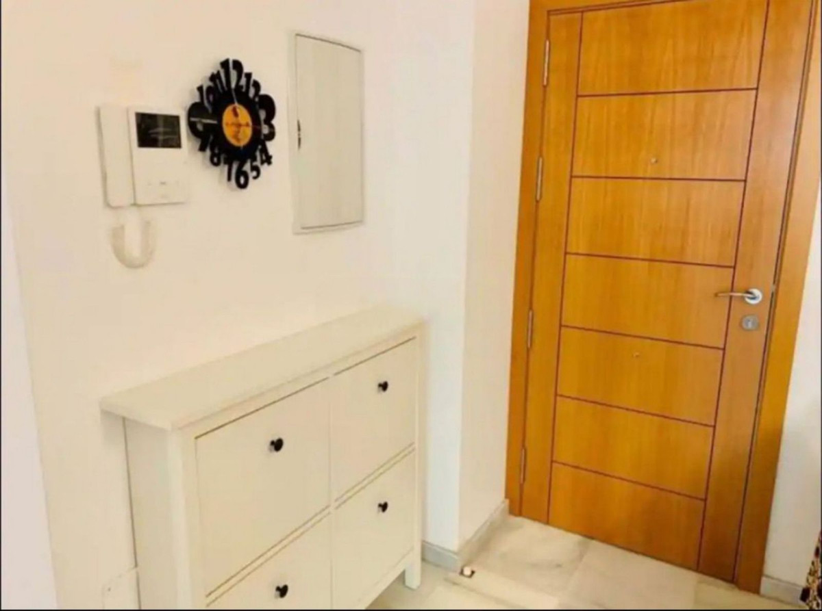 1b831ce24be95b0a15d7ac8afabff8f7 - 2