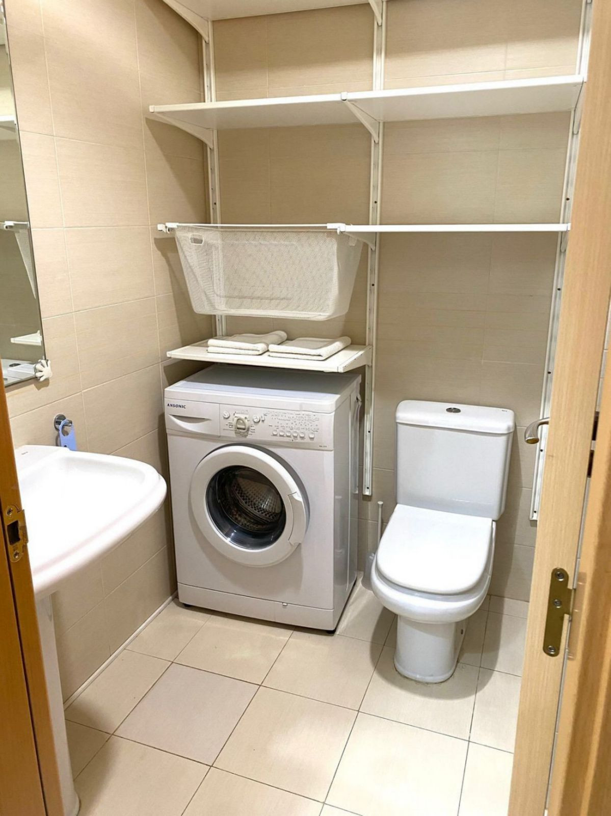 1b831ce24be95b0a15d7ac8afabff8f7 - 28