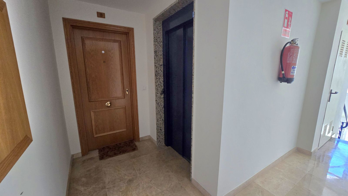 1ba6158f4fad0caf2e5caac9e62336f6 - 19