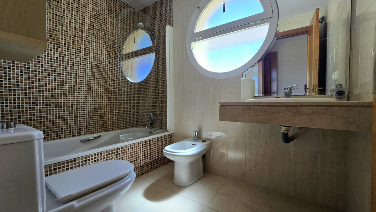 1ba6158f4fad0caf2e5caac9e62336f6 - 21