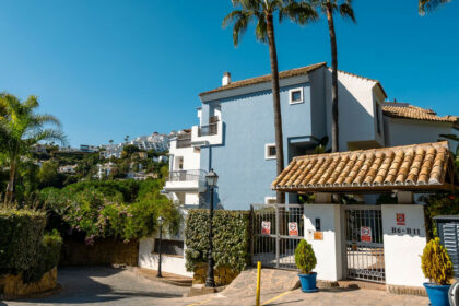 1c2ddeb1eb699b15961be15cc19a015c - 33