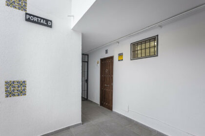 1d50501ee4090a44b87af5fbe662f295 - 16