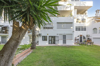 1d50501ee4090a44b87af5fbe662f295 - 18