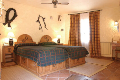 1d75d95f02bd98c52780971980f90cb9 - 16