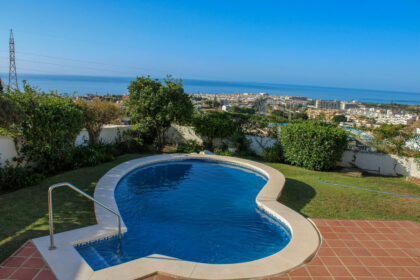 1daf478a8901a2f22e7f03d7ded779d1 - 17