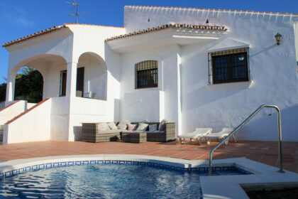 1daf478a8901a2f22e7f03d7ded779d1 - 24