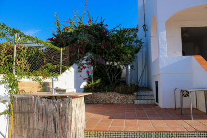 1daf478a8901a2f22e7f03d7ded779d1 - 28