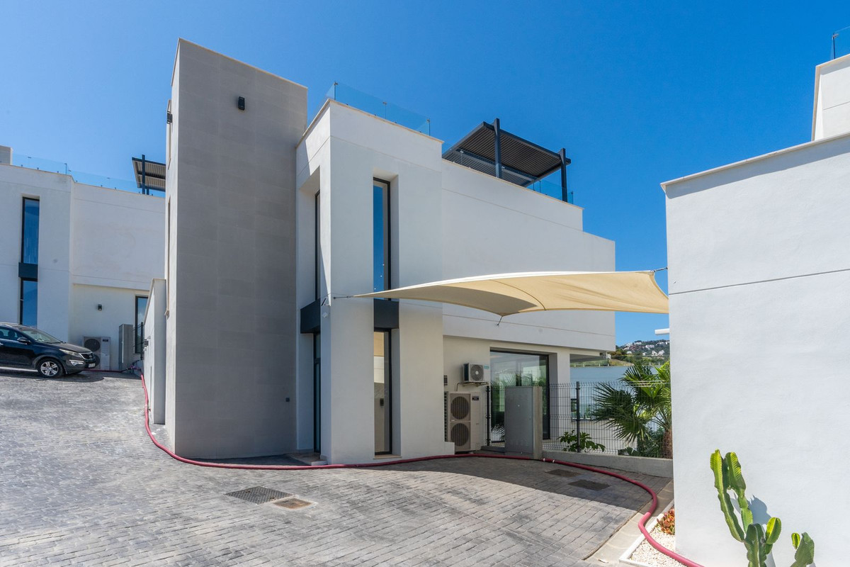 1dd3764dfdb128689e801108d91612c0 - 3