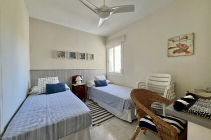 1e32dd5dbc9b059c2e7233a64dee899e - 13