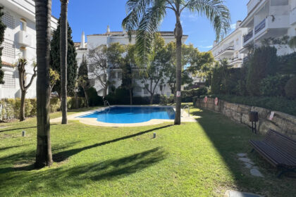 1e32dd5dbc9b059c2e7233a64dee899e - 18