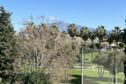 1e32dd5dbc9b059c2e7233a64dee899e - 22