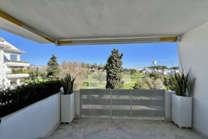 1e32dd5dbc9b059c2e7233a64dee899e - 27