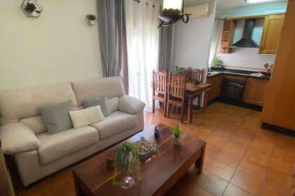 1e49e161b0dd950136266e69aae8d2d8 - 12