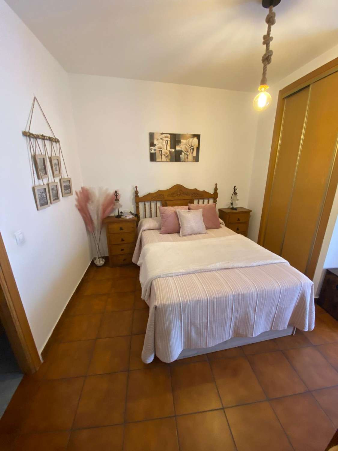 1e49e161b0dd950136266e69aae8d2d8 - 15