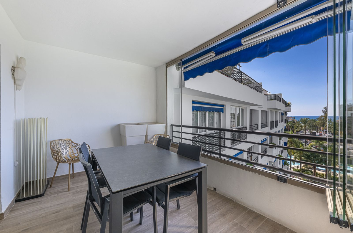 1e4a71a9488ba708390fe9dc98836c4e - 11