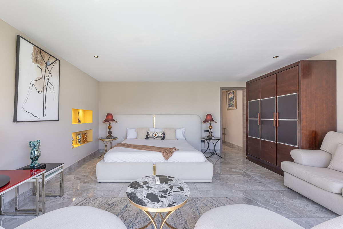 1e4a71a9488ba708390fe9dc98836c4e - 16