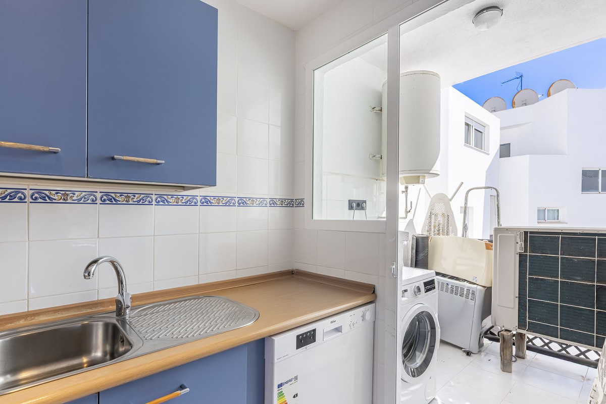 1e4a71a9488ba708390fe9dc98836c4e - 27