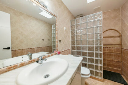 1f262e3598bff9a6f21663c50b538713 - 15