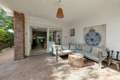 1f262e3598bff9a6f21663c50b538713 - 21