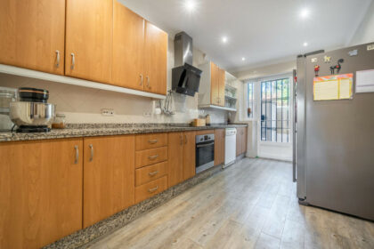 1f6b8609e4bfa21cc1d74df1c7ce8251 - 12