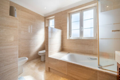 1f6b8609e4bfa21cc1d74df1c7ce8251 - 17