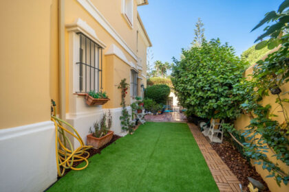 1f6b8609e4bfa21cc1d74df1c7ce8251 - 31