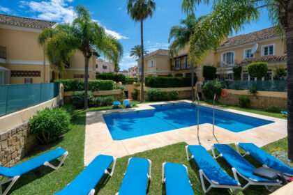 1f6b8609e4bfa21cc1d74df1c7ce8251 - 34