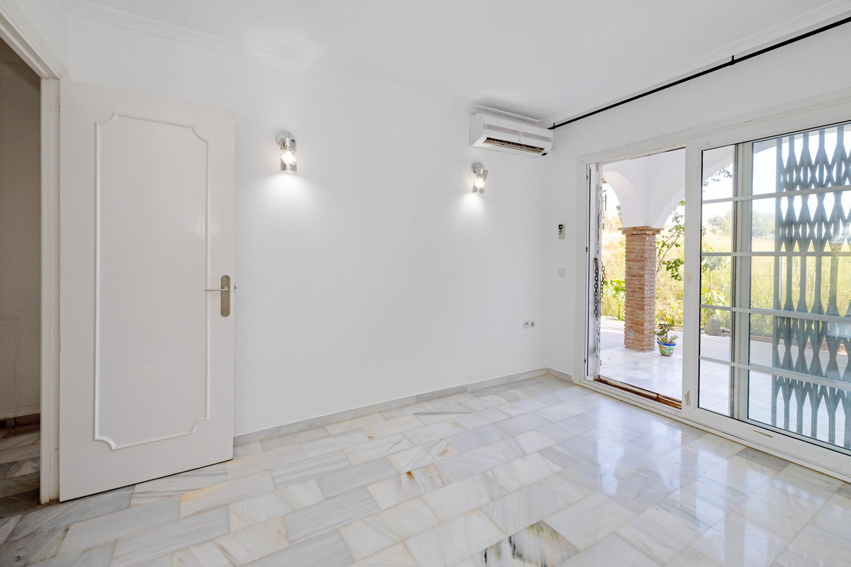 2085563c0a7ab4cd339d7caa8b6678a7 - 11