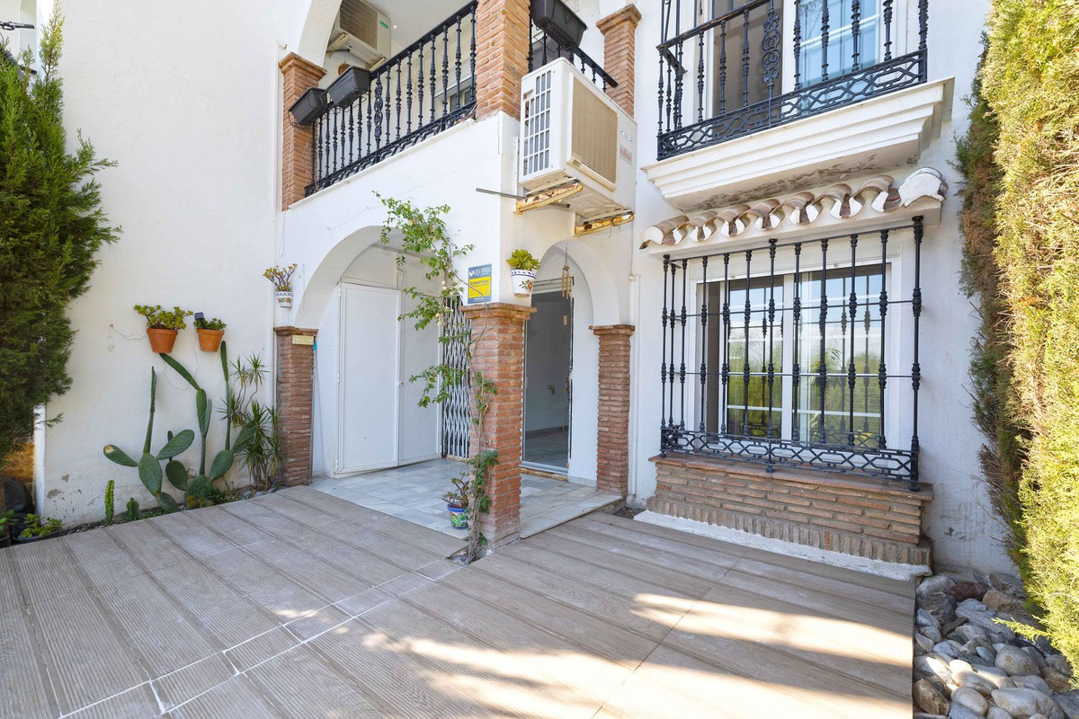 2085563c0a7ab4cd339d7caa8b6678a7 - 16