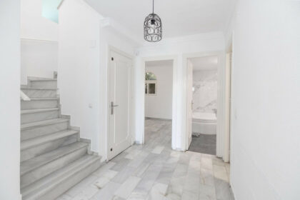 2085563c0a7ab4cd339d7caa8b6678a7 - 21