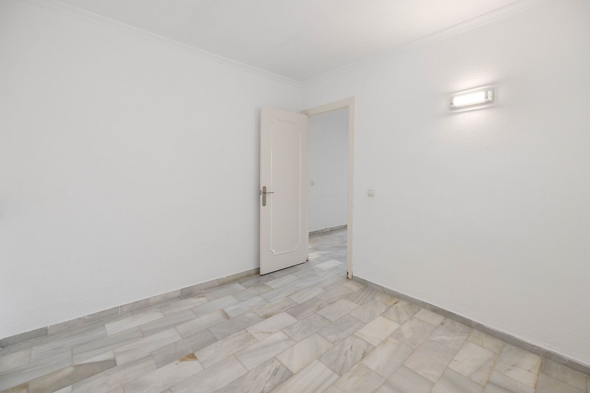 2085563c0a7ab4cd339d7caa8b6678a7 - 23