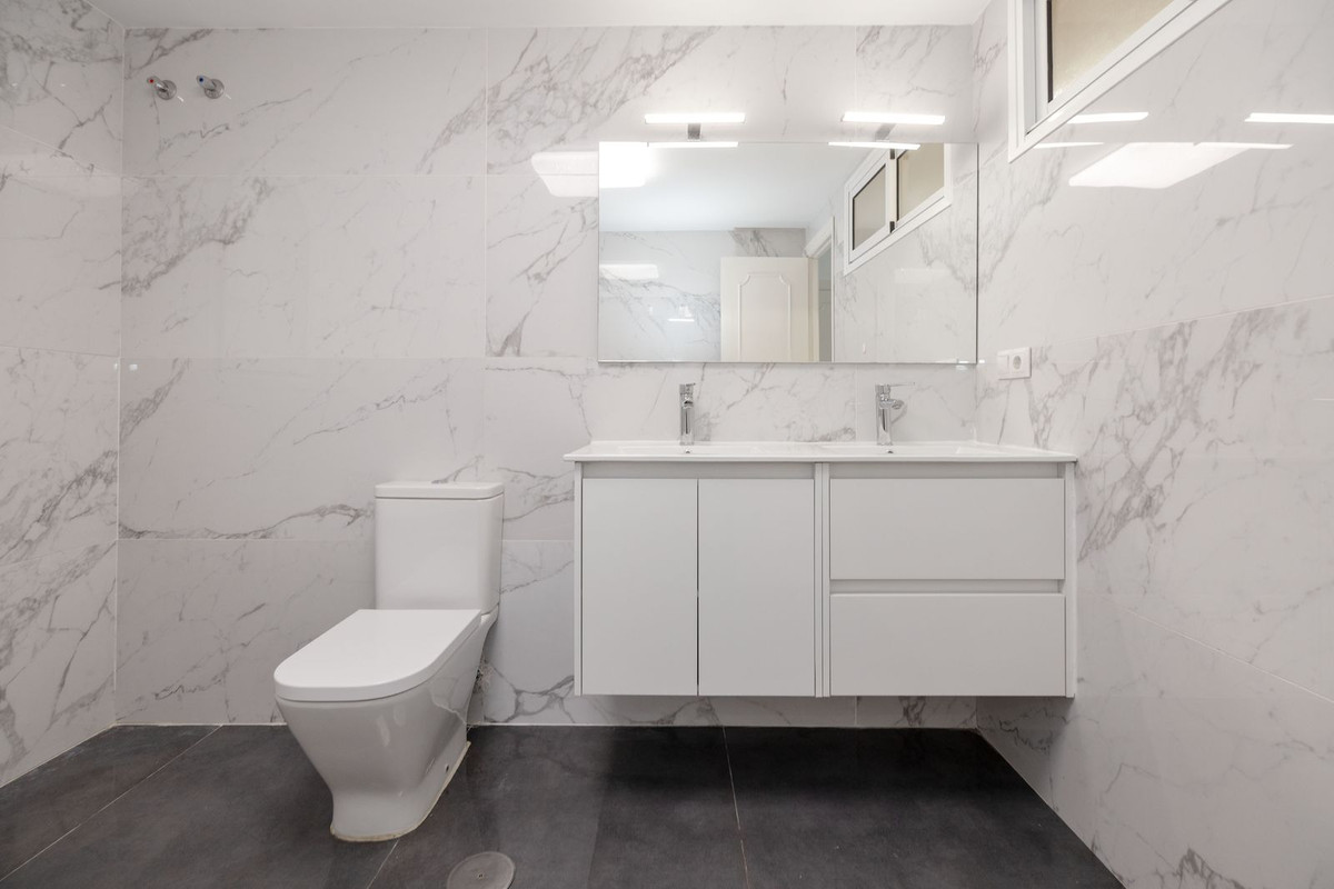 2085563c0a7ab4cd339d7caa8b6678a7 - 28