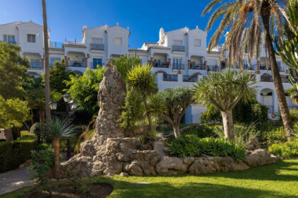 2085563c0a7ab4cd339d7caa8b6678a7 - 31