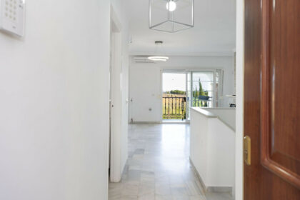 2085563c0a7ab4cd339d7caa8b6678a7 - 32