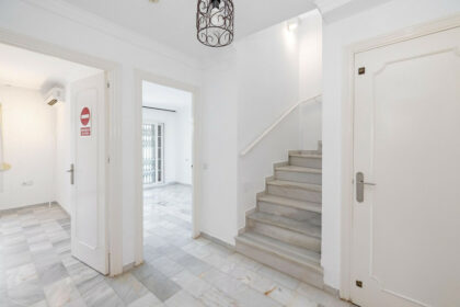 2085563c0a7ab4cd339d7caa8b6678a7 - 9