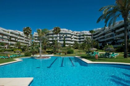 209cfe39de5e9e3cbfc9327679185260 - 33