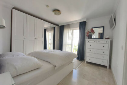 210b2ebfd141e02b42b1c3211d09ae0d - 18