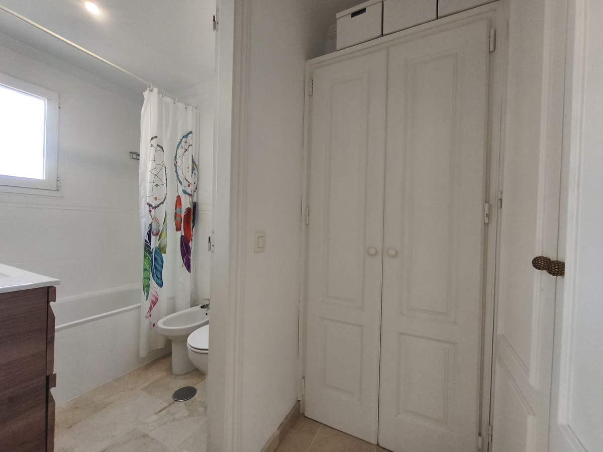 210b2ebfd141e02b42b1c3211d09ae0d - 20