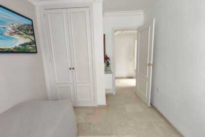 210b2ebfd141e02b42b1c3211d09ae0d - 24