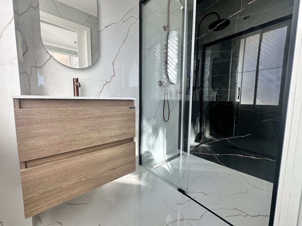 216a819e2df9931bd2f7f3412331d9d2 - 27