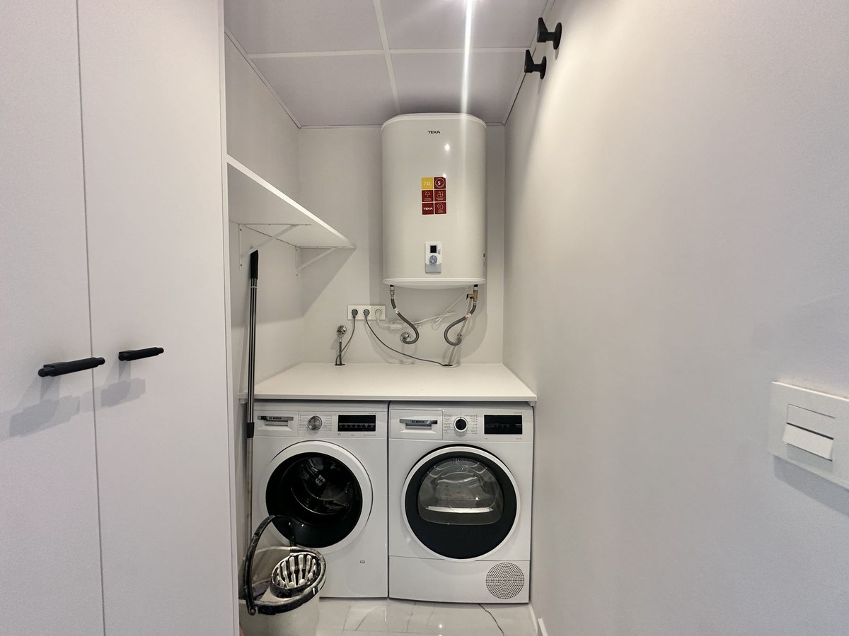 216a819e2df9931bd2f7f3412331d9d2 - 30