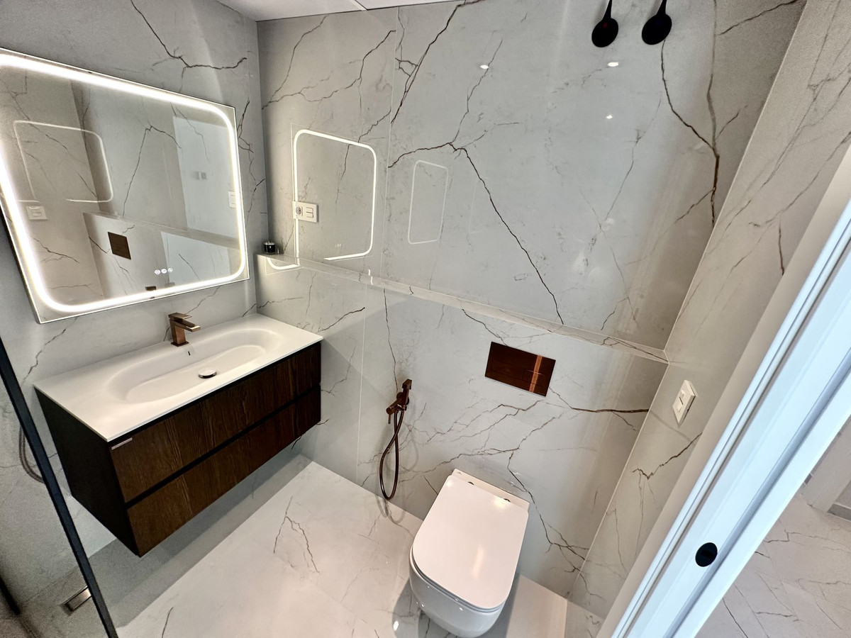 216a819e2df9931bd2f7f3412331d9d2 - 33