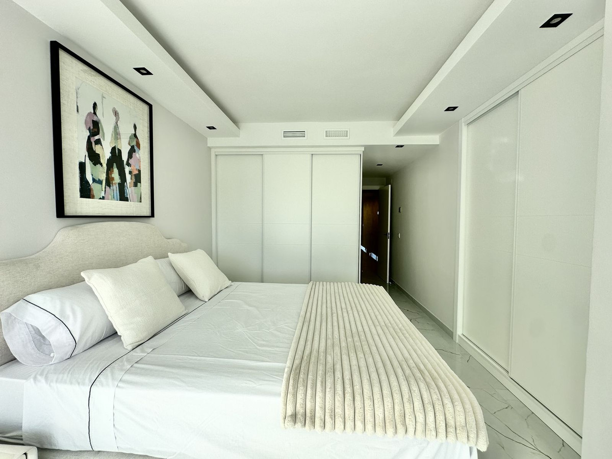 216a819e2df9931bd2f7f3412331d9d2 - 35