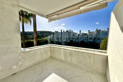 216a819e2df9931bd2f7f3412331d9d2 - 37