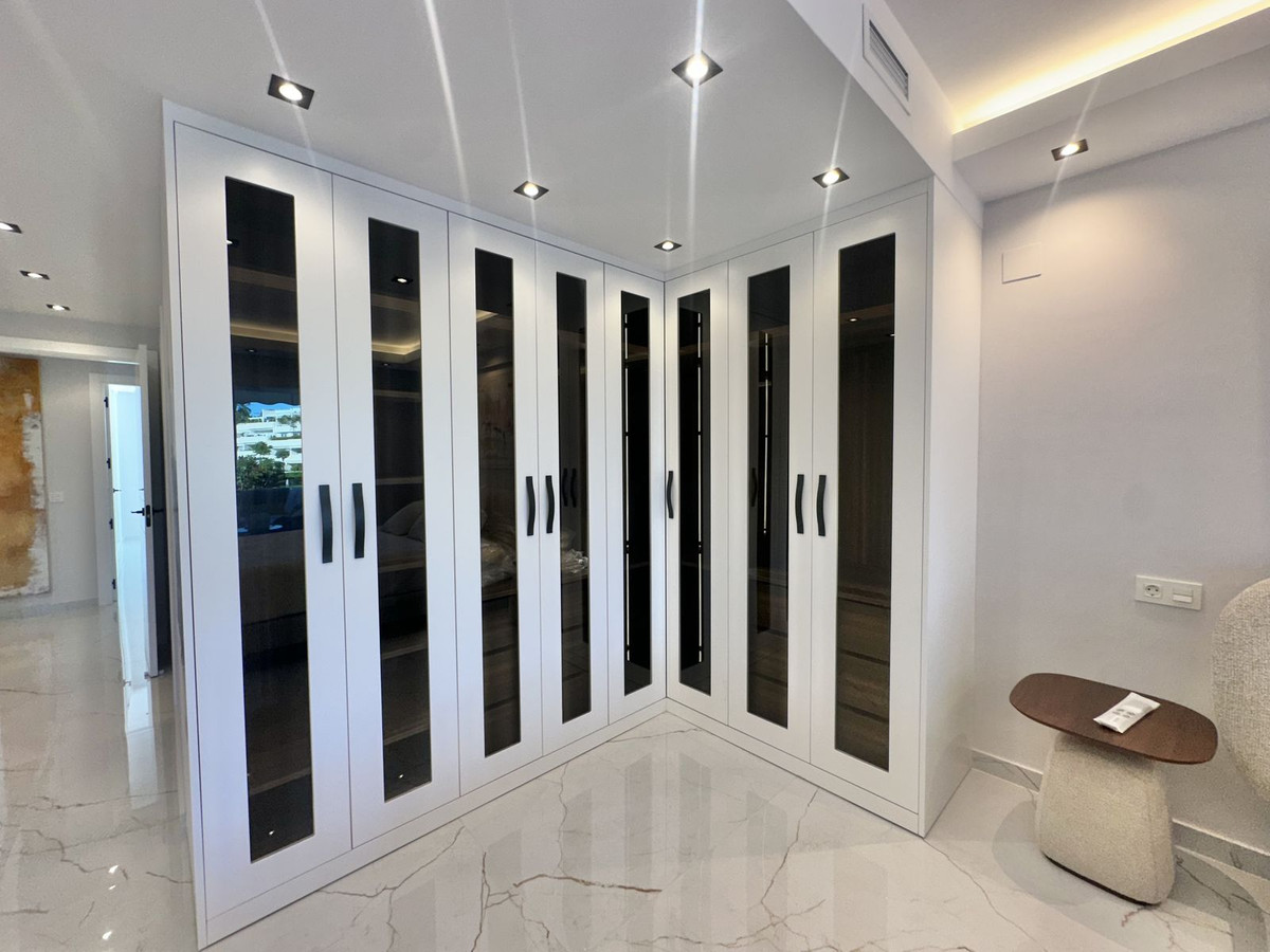 216a819e2df9931bd2f7f3412331d9d2 - 44