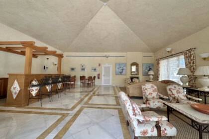 216a819e2df9931bd2f7f3412331d9d2 - 53