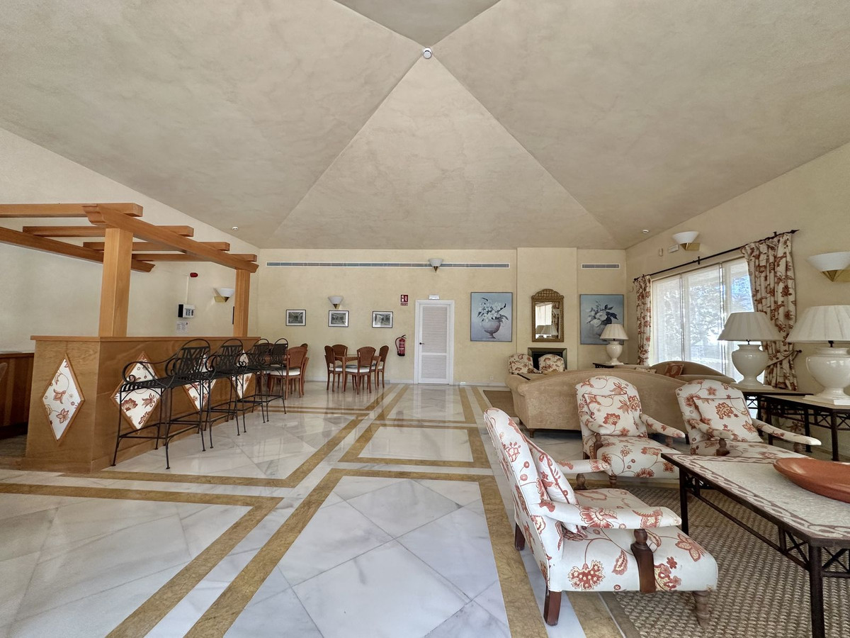 216a819e2df9931bd2f7f3412331d9d2 - 53